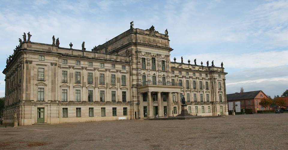 empfangstheken referenzen Schloss Ludwigslust